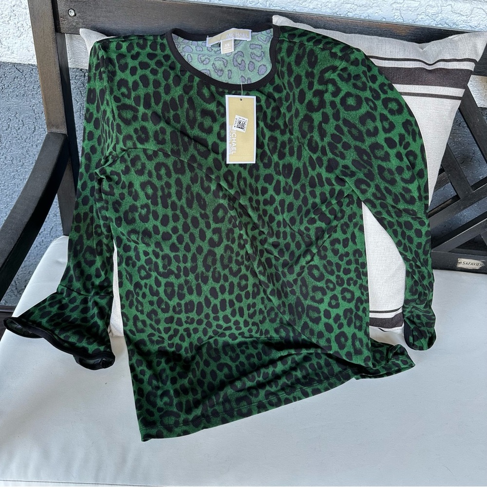 NWT Michael Michael Kors Top Shirt Moss Green Cheetah Print Bell Sleeves Sz XS - Picture 4 of 16